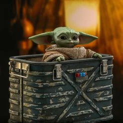Official Hot Toys Star Wars The Mandalorian Grogu 1:6 Scale Figure
