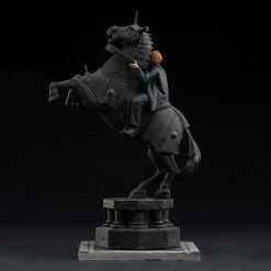 Official Iron Studios Harry Potter Deluxe 1:10 Scale Ron Weasley At The Wizard Chess Statue