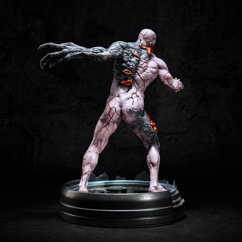 Brand new 𧨠Resident Evil Tyrant T-002 Limited Edition Statue π 4 Resident Evil Tyrant T-002 Limited Edition Statue