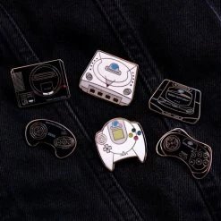 Pin Kings SEGA Console Enamel Pin Badge Set 1.2 – Saturn Accessories