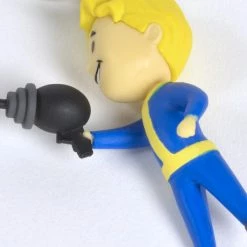 Official Fallout Vault Boy Energy Weapon Keyring / Keychain